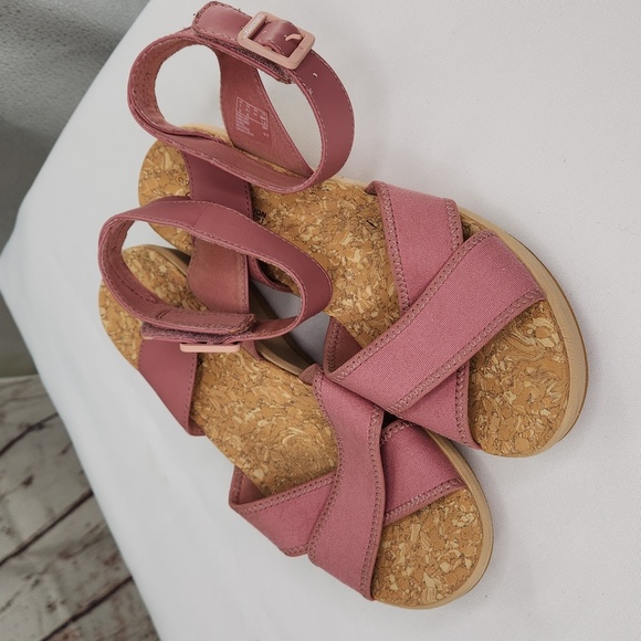 Clarks CloudsStepper Cali Coast Wedge Sandal - Picture 3 of 9